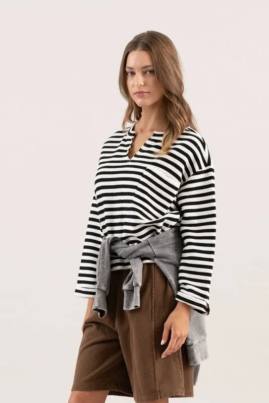 STRIPED SPLIT NECK TOP