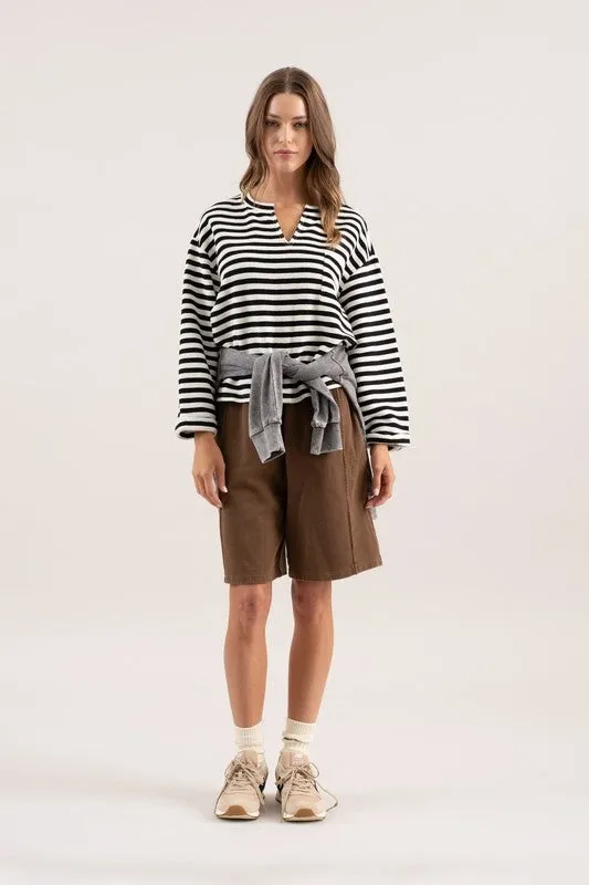 STRIPED SPLIT NECK TOP